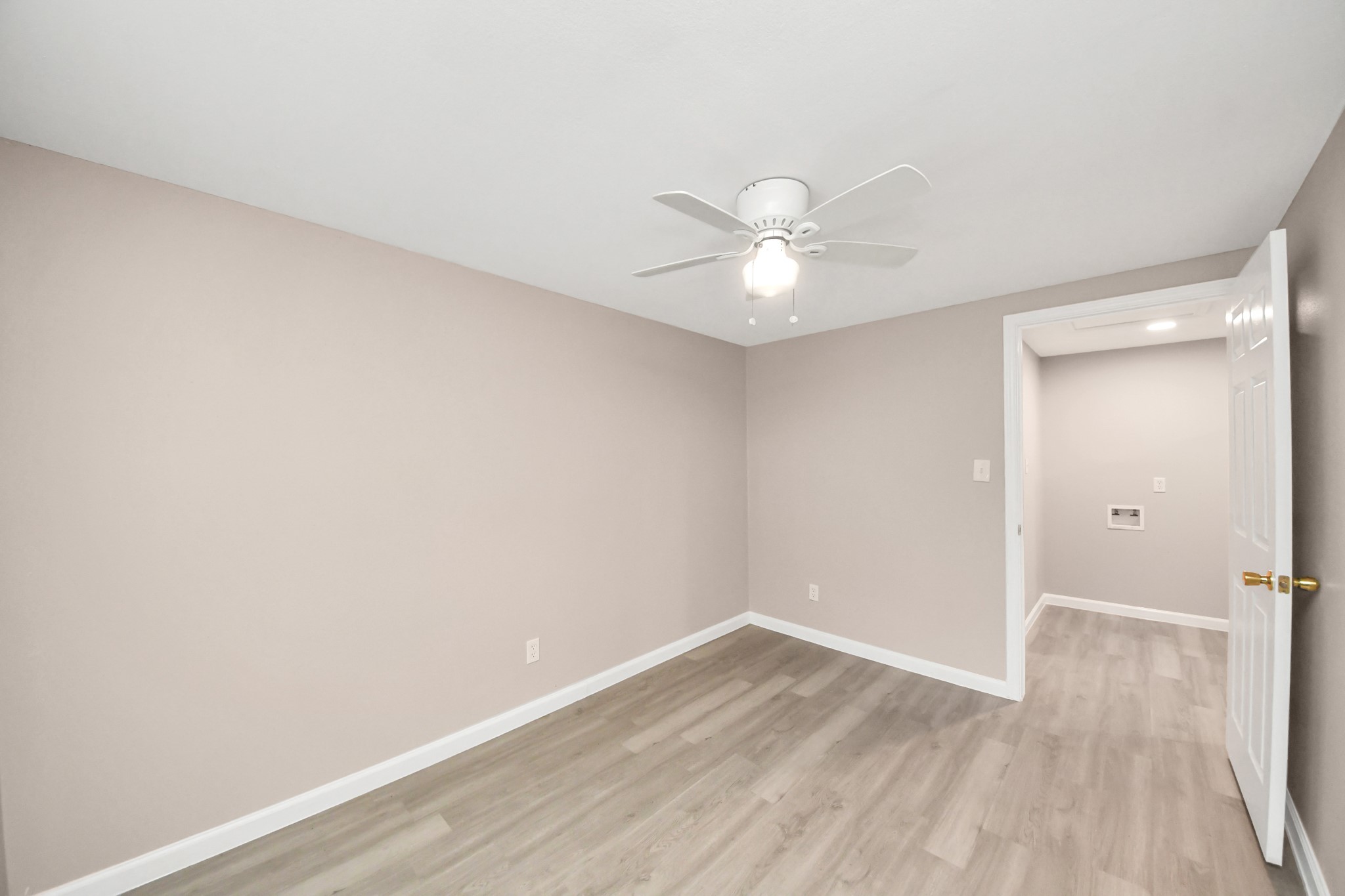 17111 River Road B Property Photo 11
