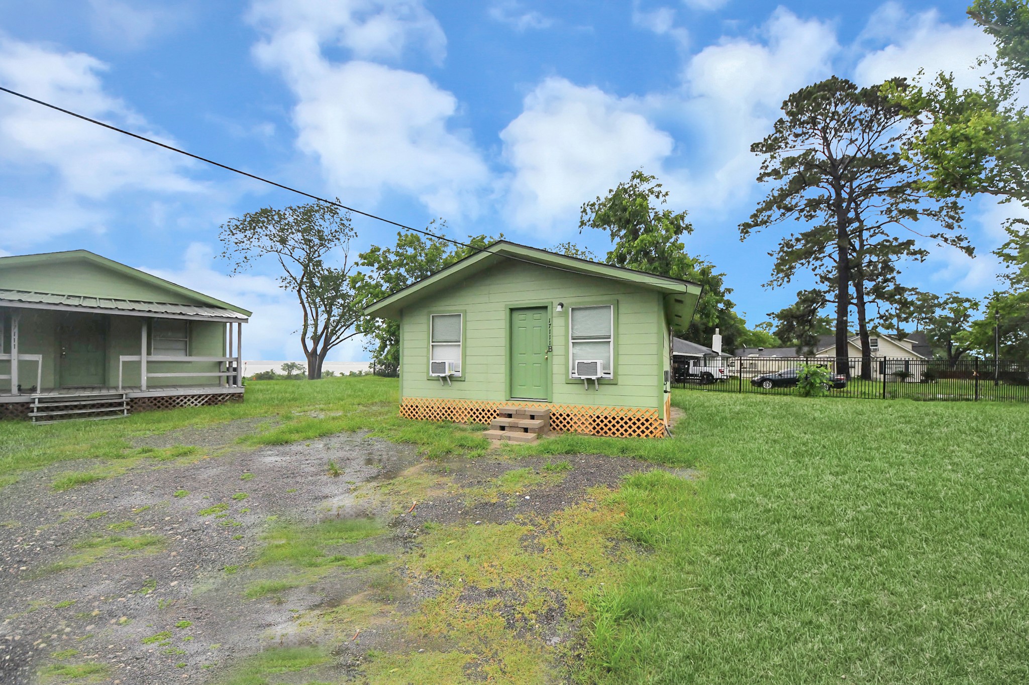17111 River Road B Property Photo 16