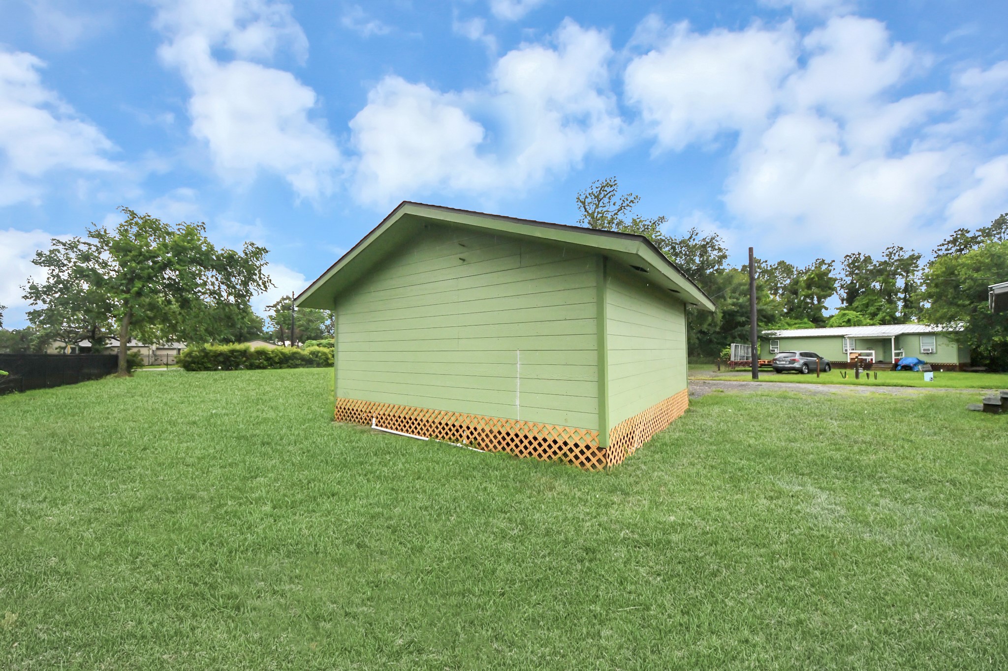 17111 River Road B Property Photo 18