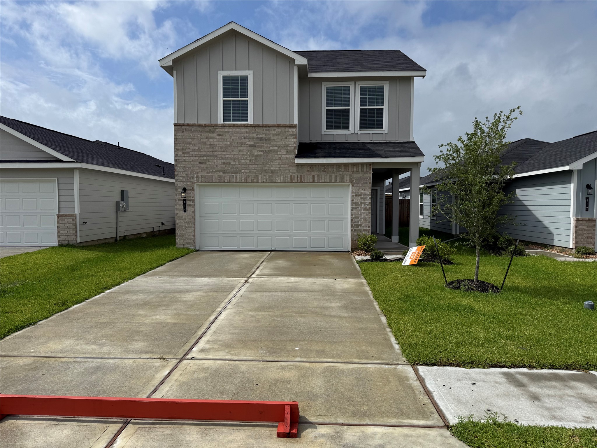 814 Stoney Point Lane Property Photo 1