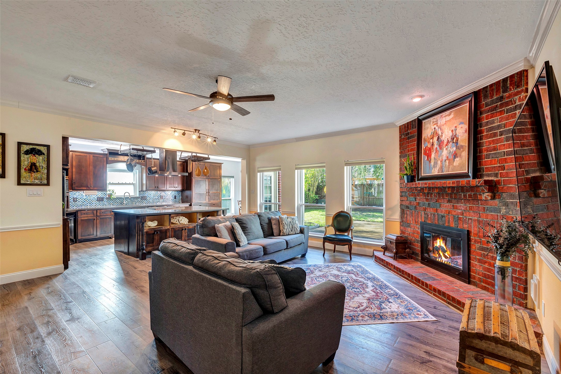 13722 Pear Woods Court Property Photo 5