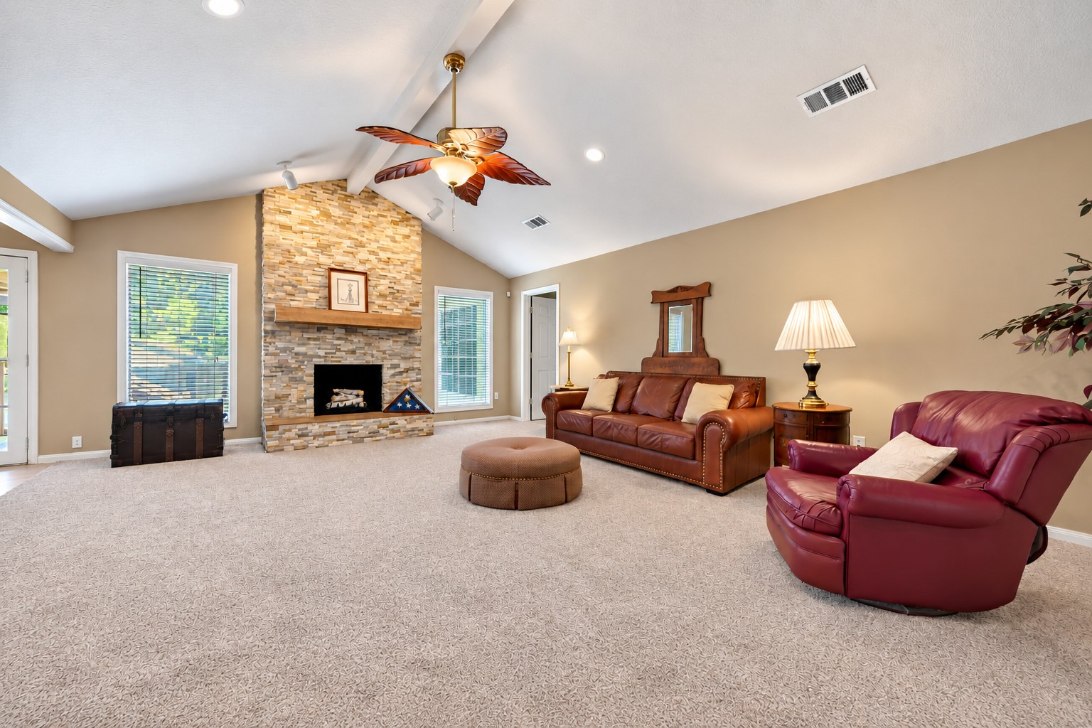15310 Philippine Street Property Photo 11