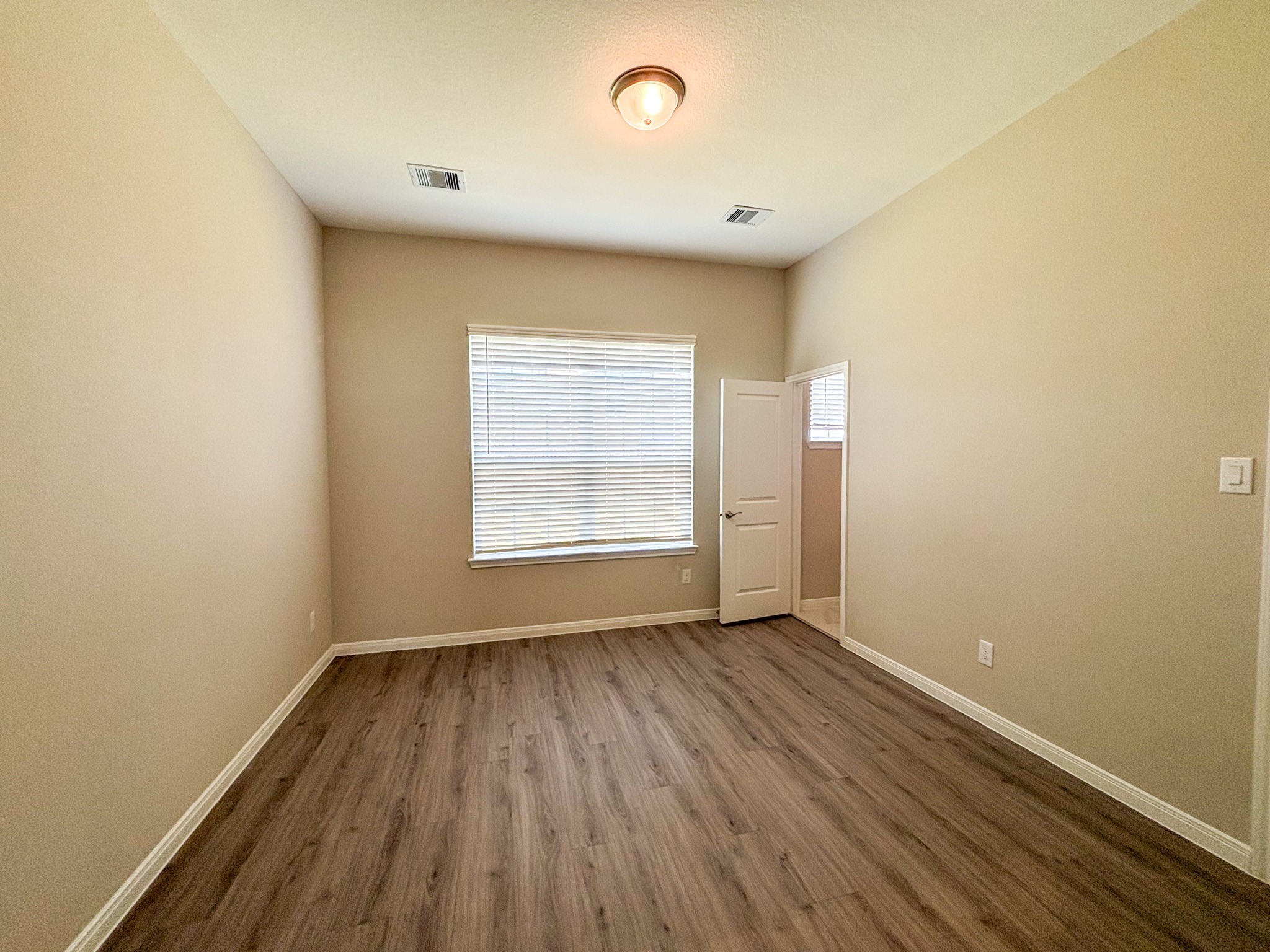 19310 Chickory Valley Drive Property Photo 18