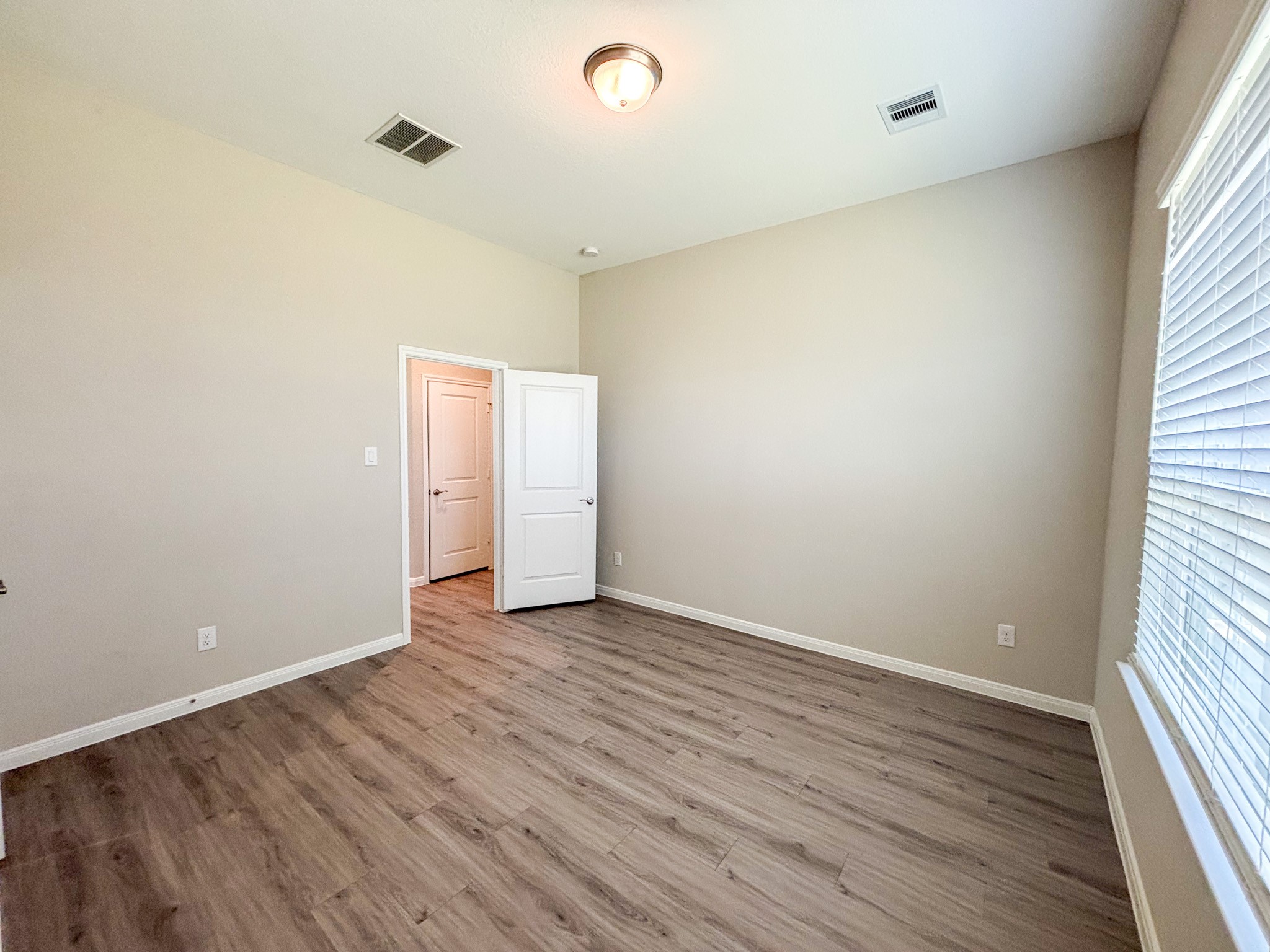 19310 Chickory Valley Drive Property Photo 19