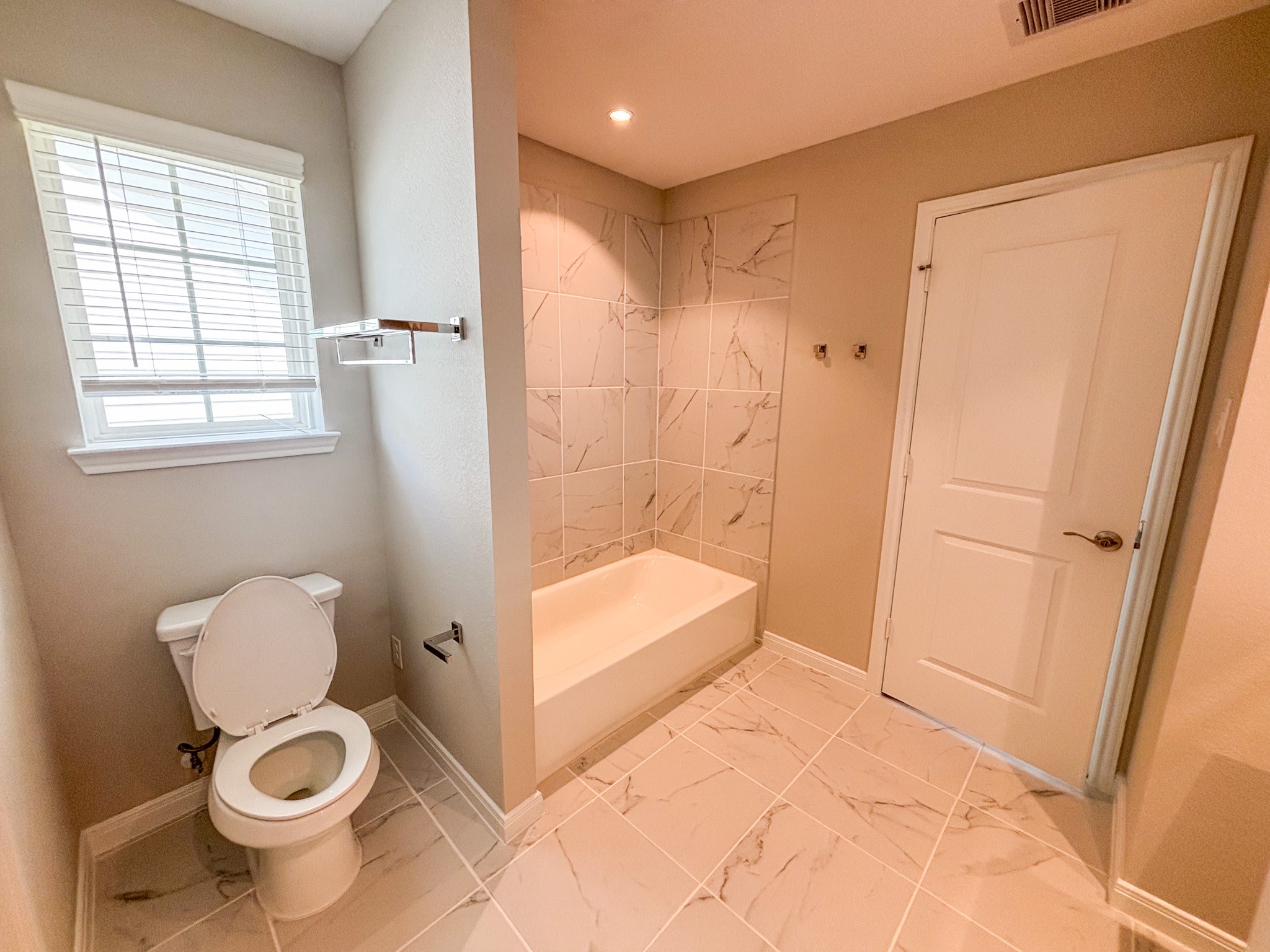 19310 Chickory Valley Drive Property Photo 34