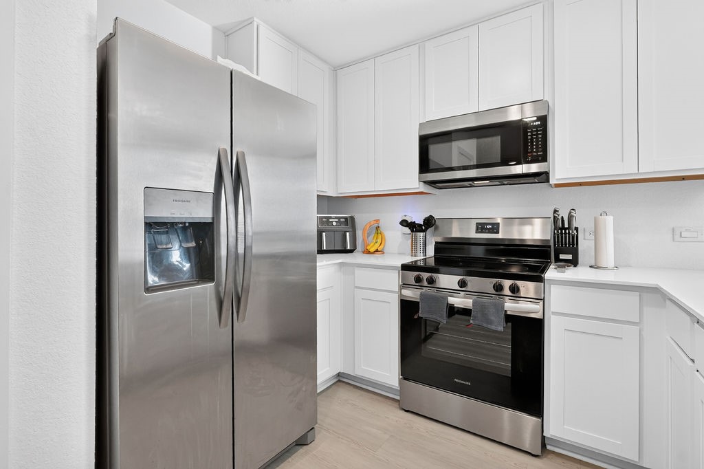 2429 Rooke Road Property Photo 8