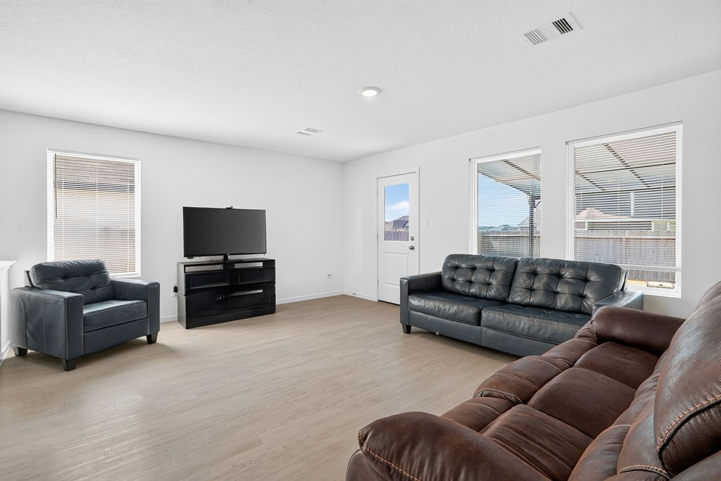 2429 Rooke Road Property Photo 12