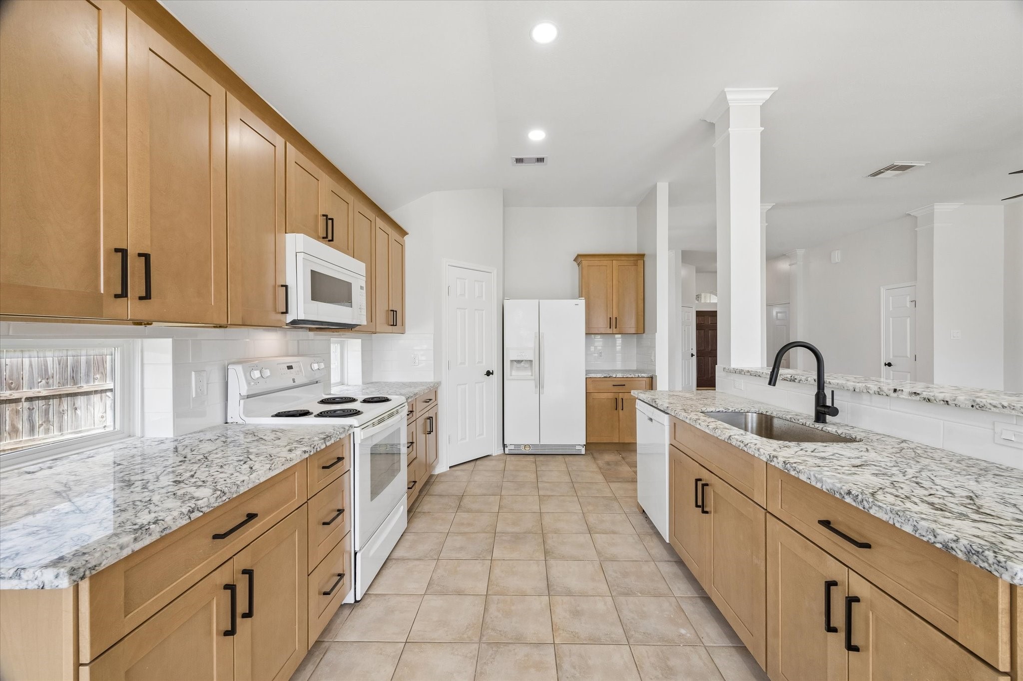 3803 Summerfield Drive Property Photo 14