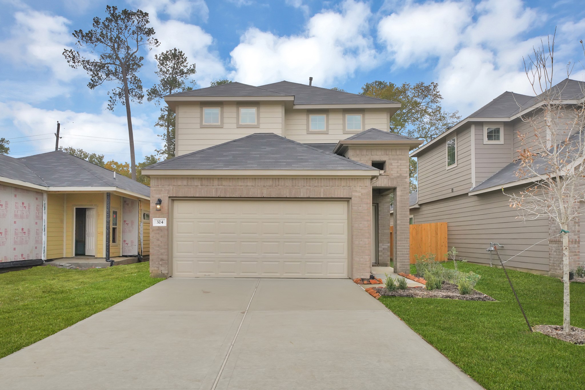 214 Emerald Thicket Lane Property Photo 1
