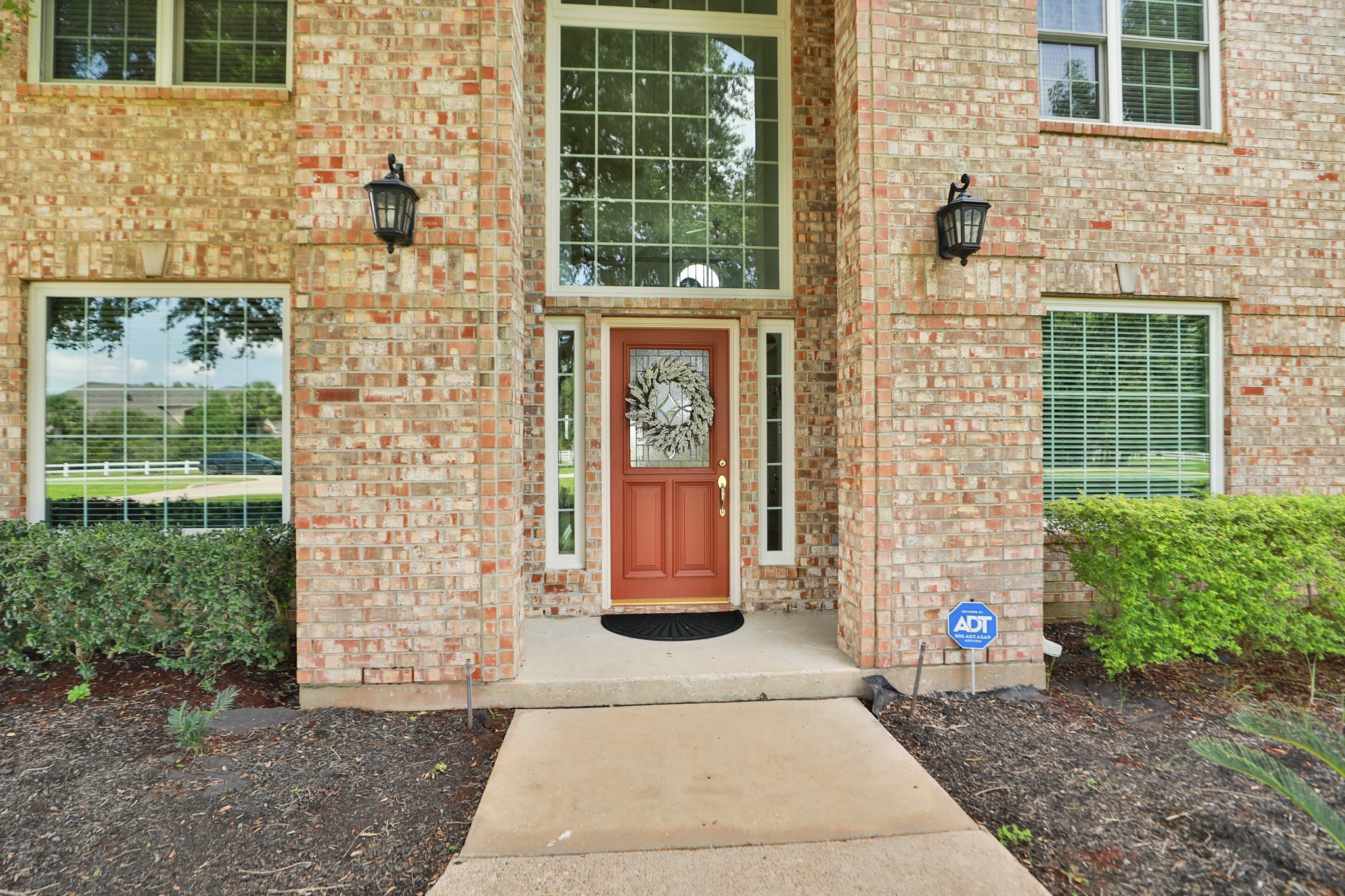 20318 Stone Lake Circle Property Photo 7