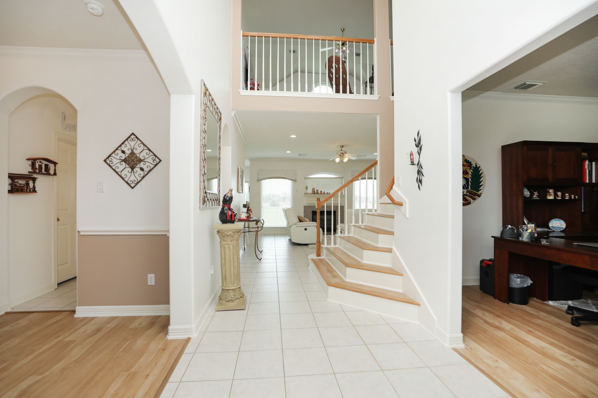 20318 Stone Lake Circle Property Photo 9