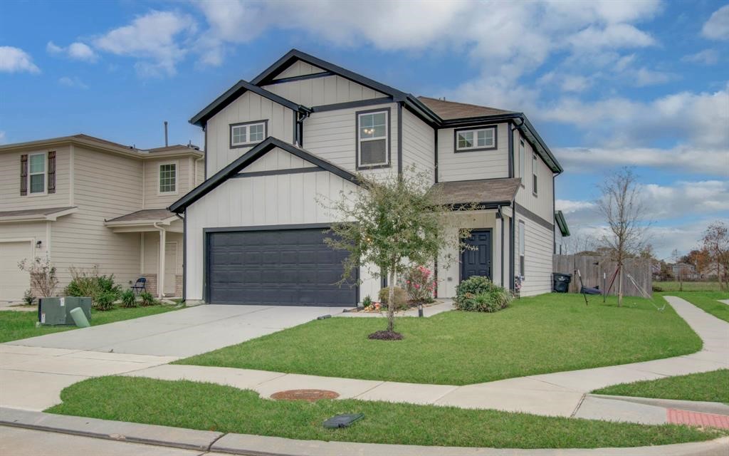 4627 Prairie Chase Drive Property Photo 1