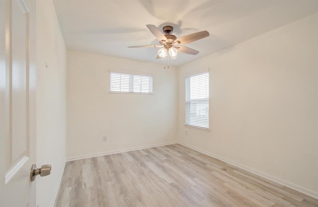 4627 Prairie Chase Drive Property Photo 12