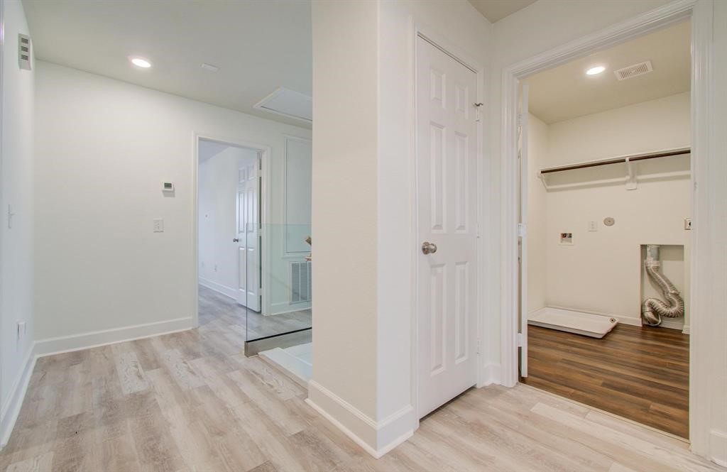 4627 Prairie Chase Drive Property Photo 13
