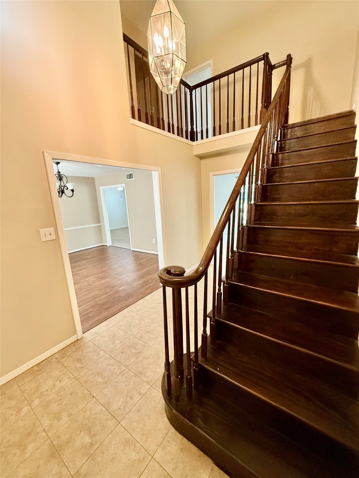 106 Longacre Drive Property Photo 3