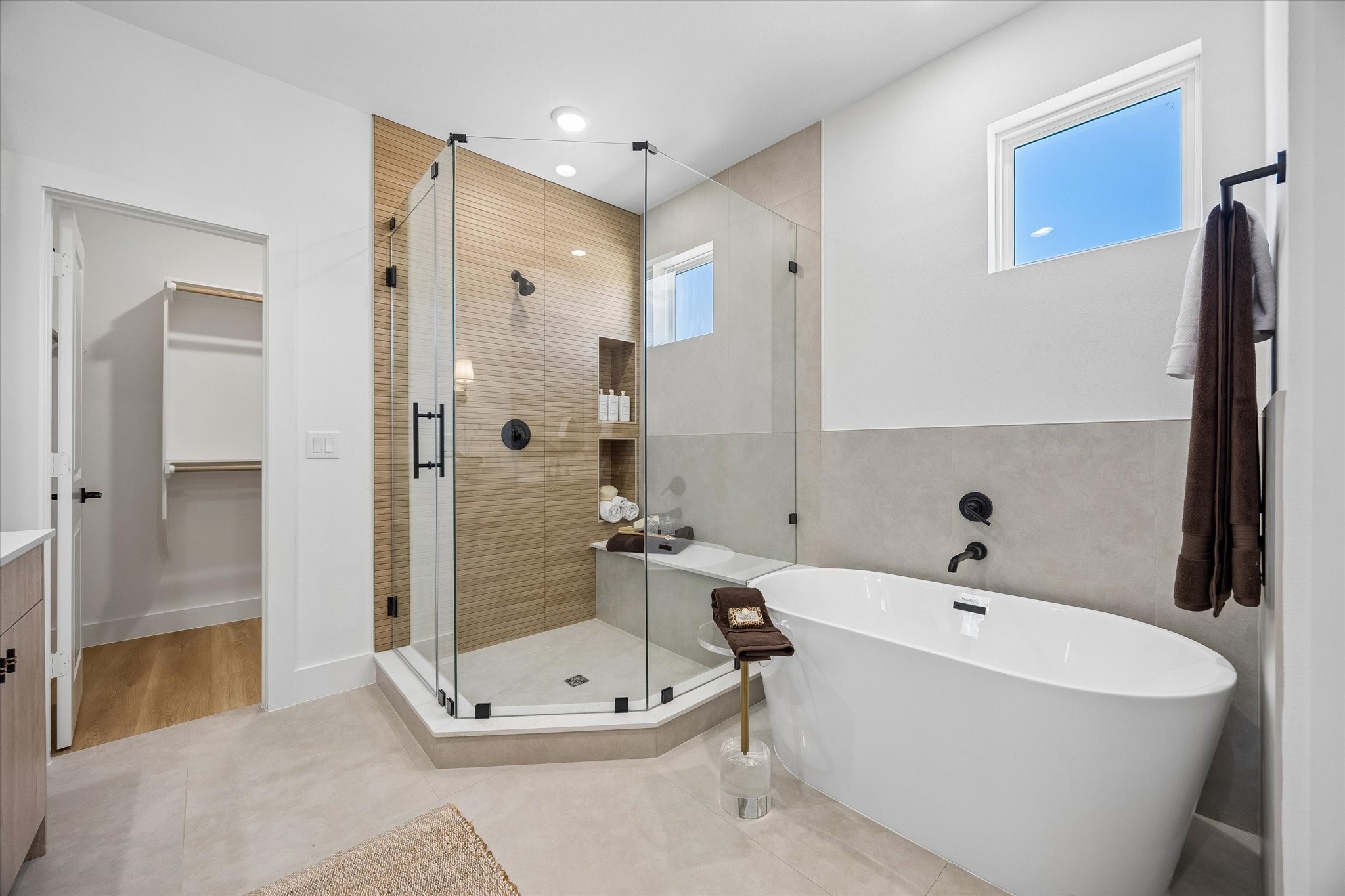 509 Hillwood Heights Drive Property Photo 40