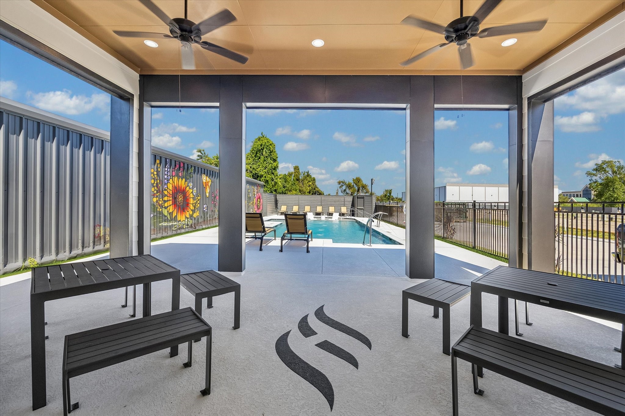 509 Hillwood Heights Drive Property Photo 46