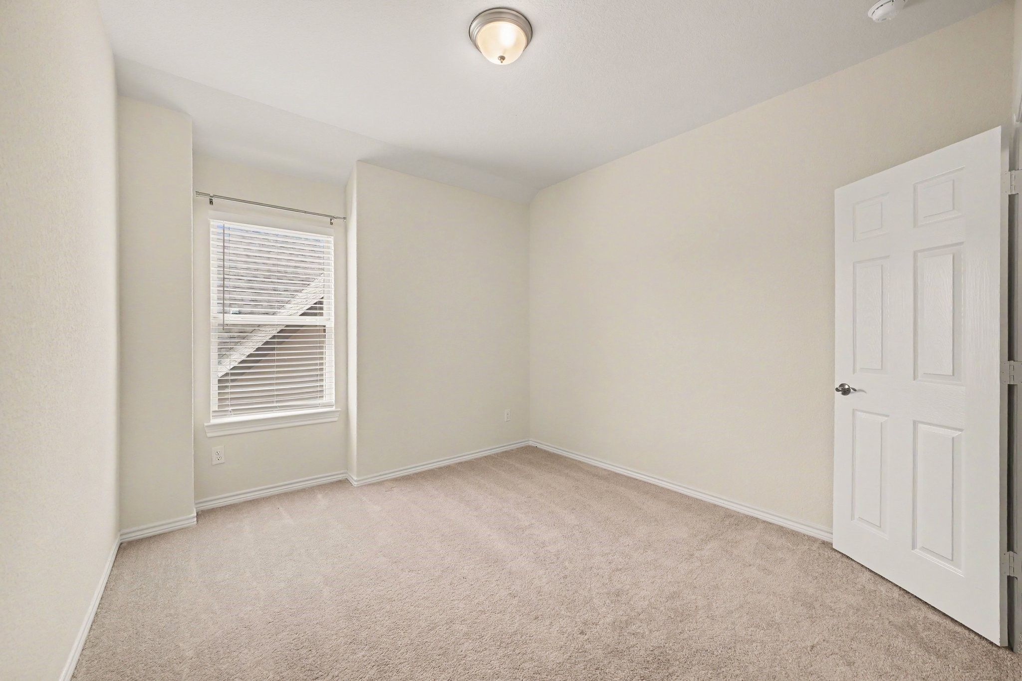 24922 Meadowthorn Crest Lane Property Photo 42