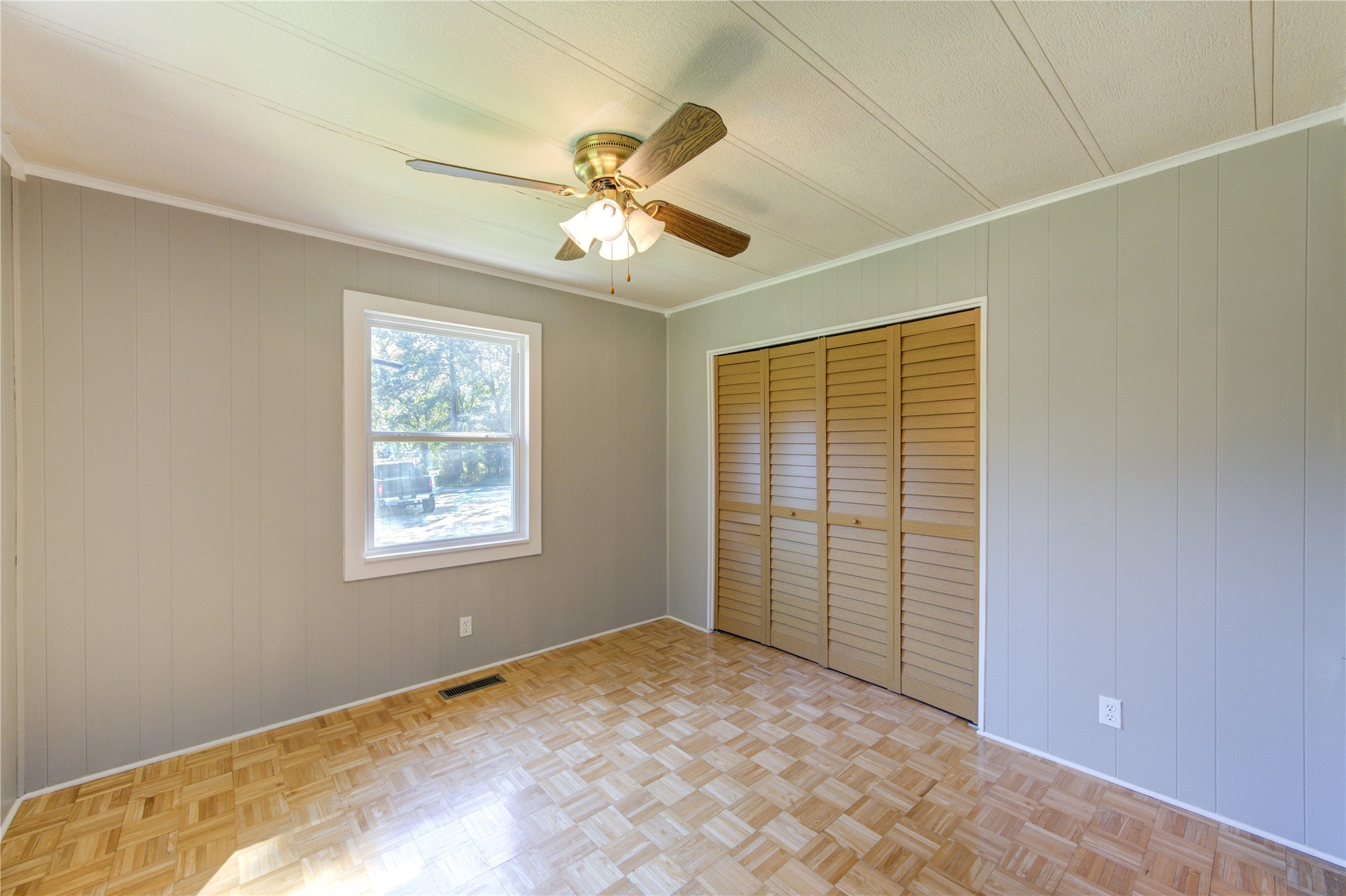 15357 Daniel Boone Trail Property Photo 20