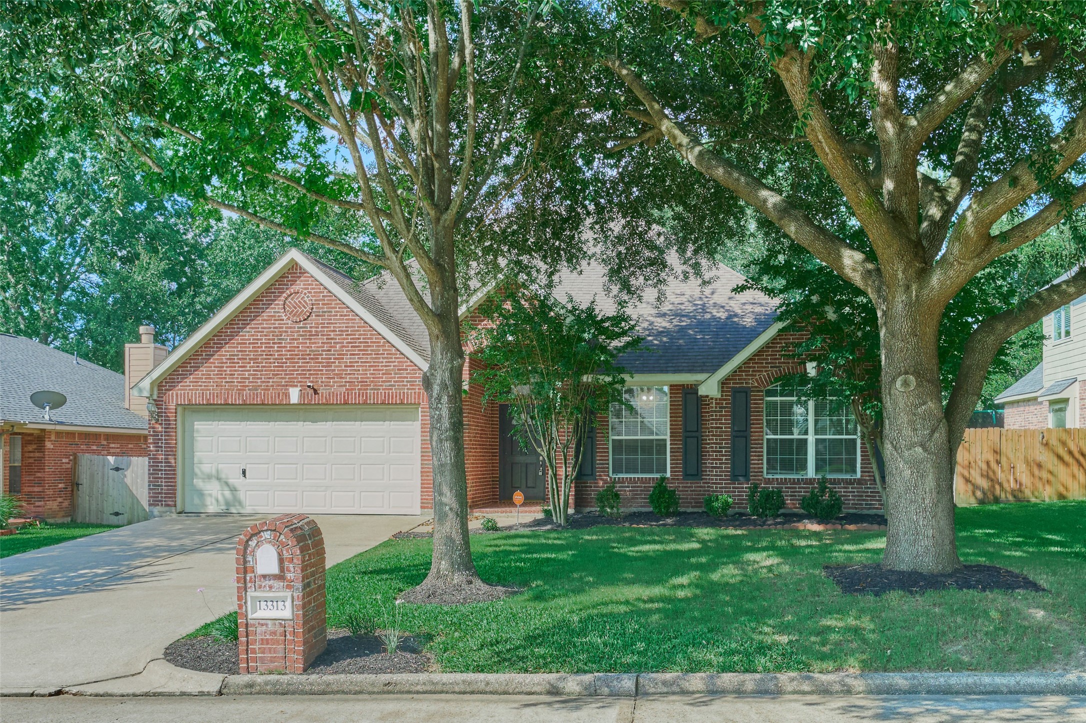 13313 Enchanted Way Drive Property Photo 36