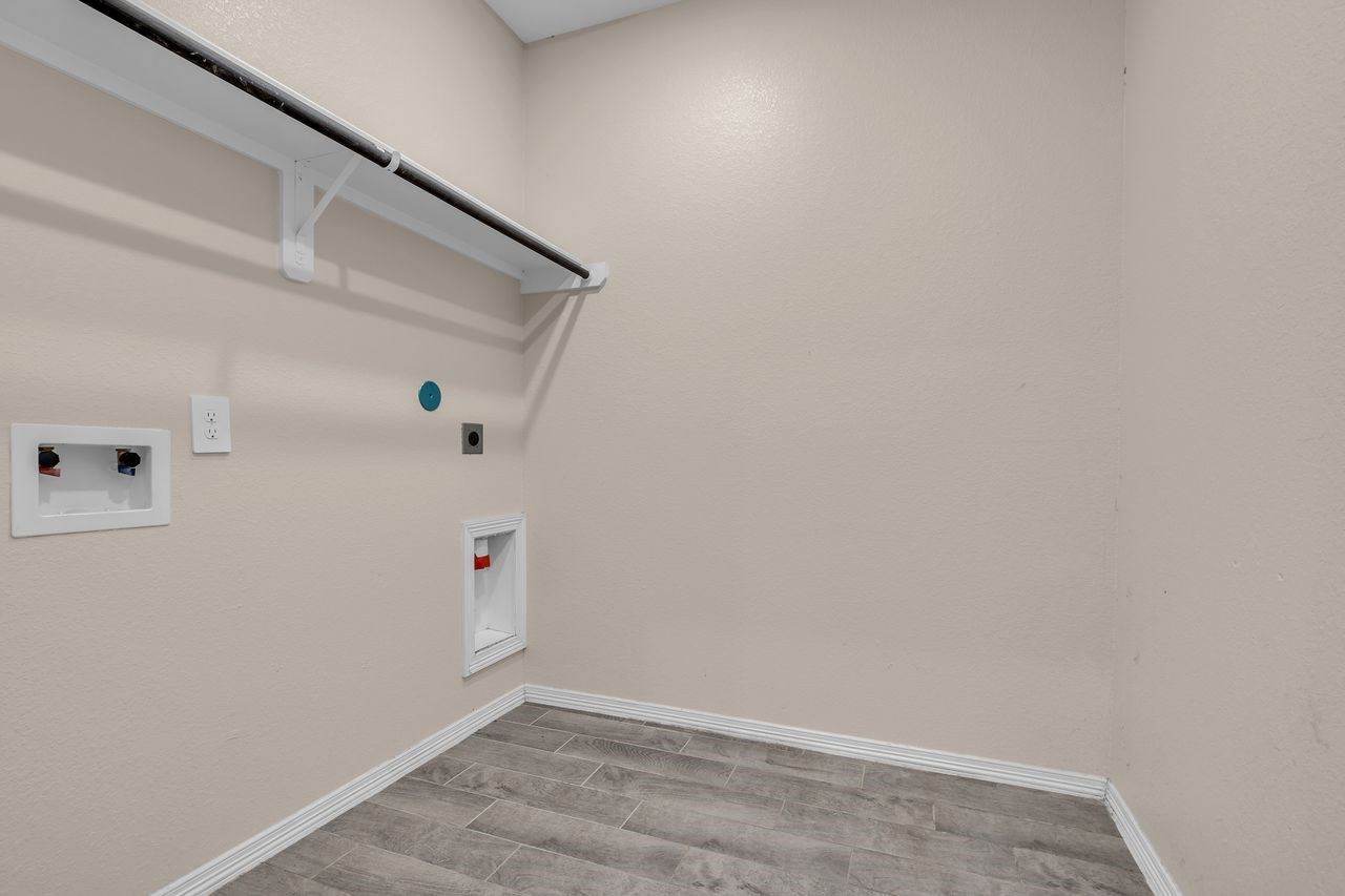 14499 Sunny Bend Way Property Photo 31