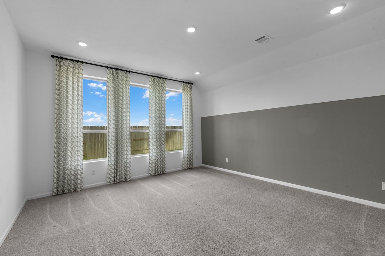 8746 Jade Hill Drive Property Photo 18