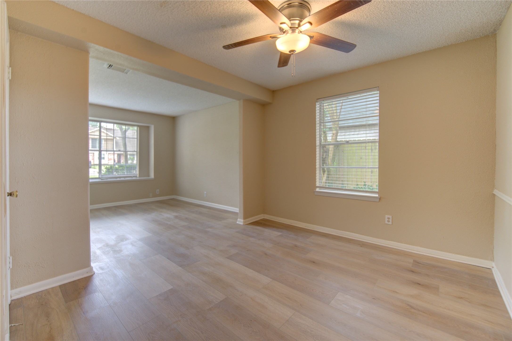 12103 Alston Drive Property Photo 10