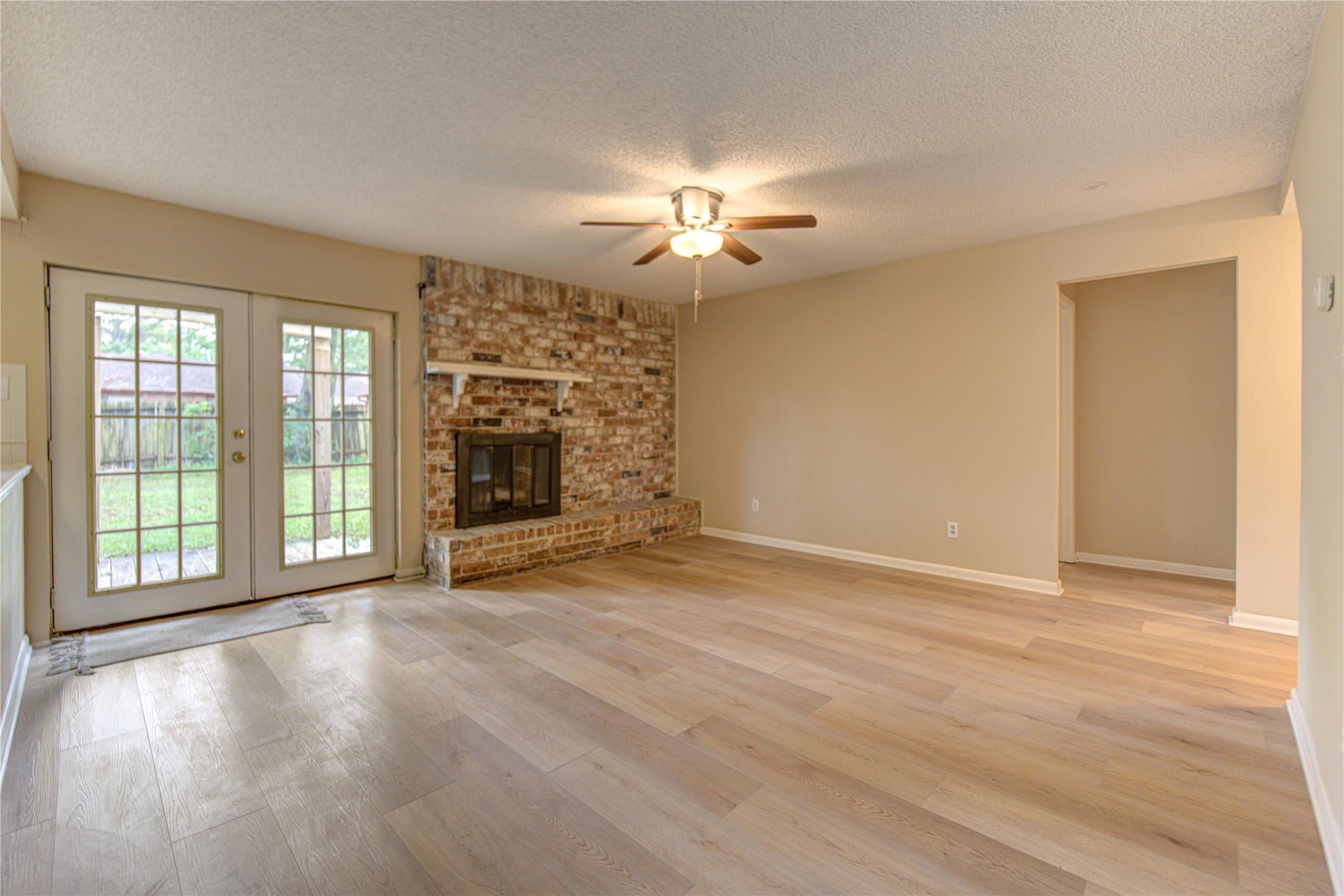12103 Alston Drive Property Photo 11