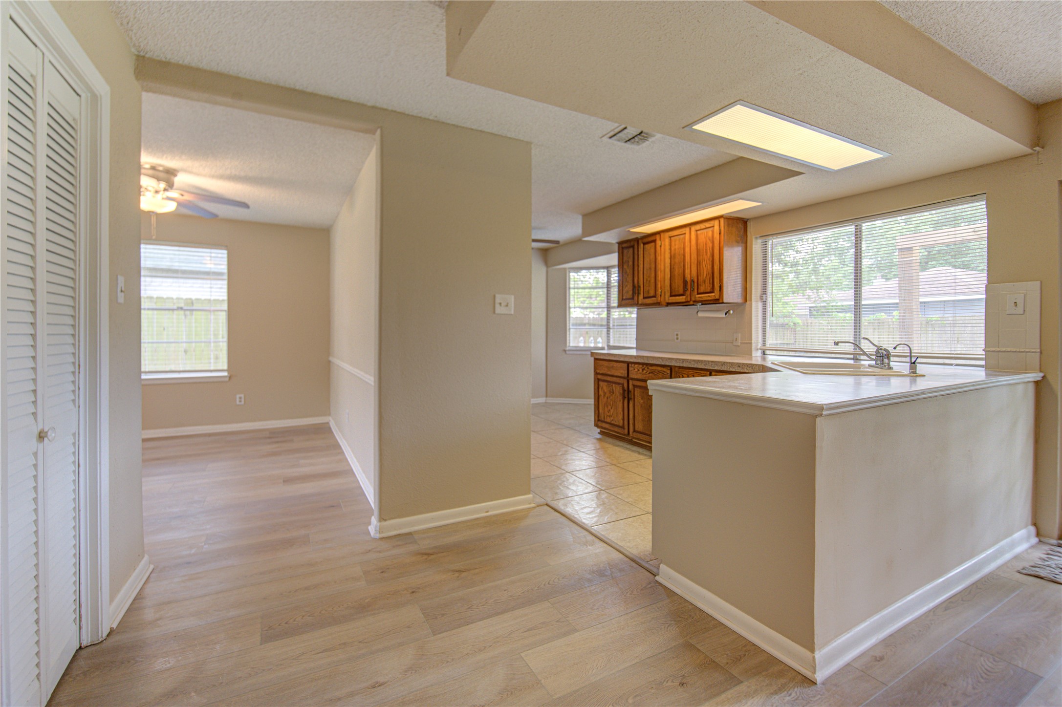 12103 Alston Drive Property Photo 14