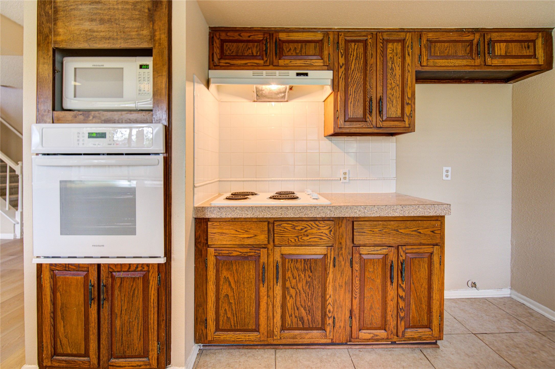 12103 Alston Drive Property Photo 17