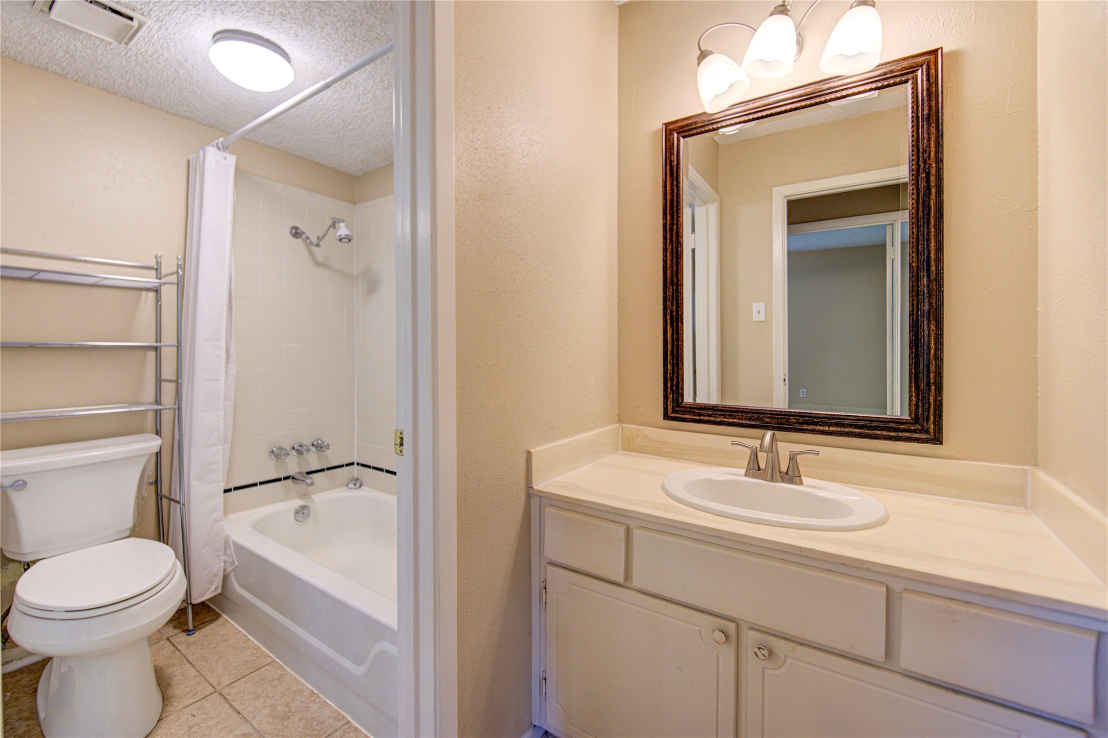 12103 Alston Drive Property Photo 24