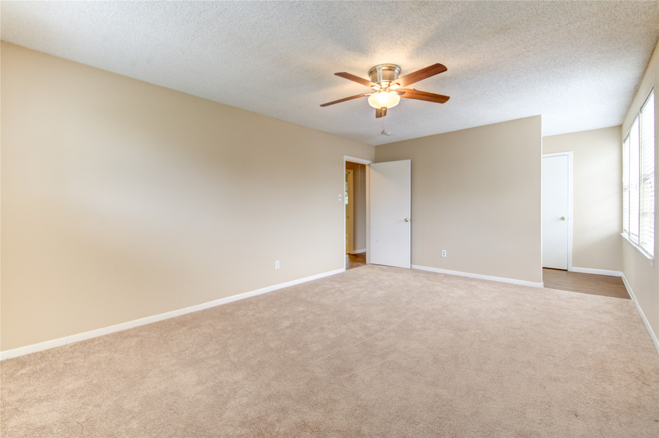 12103 Alston Drive Property Photo 27