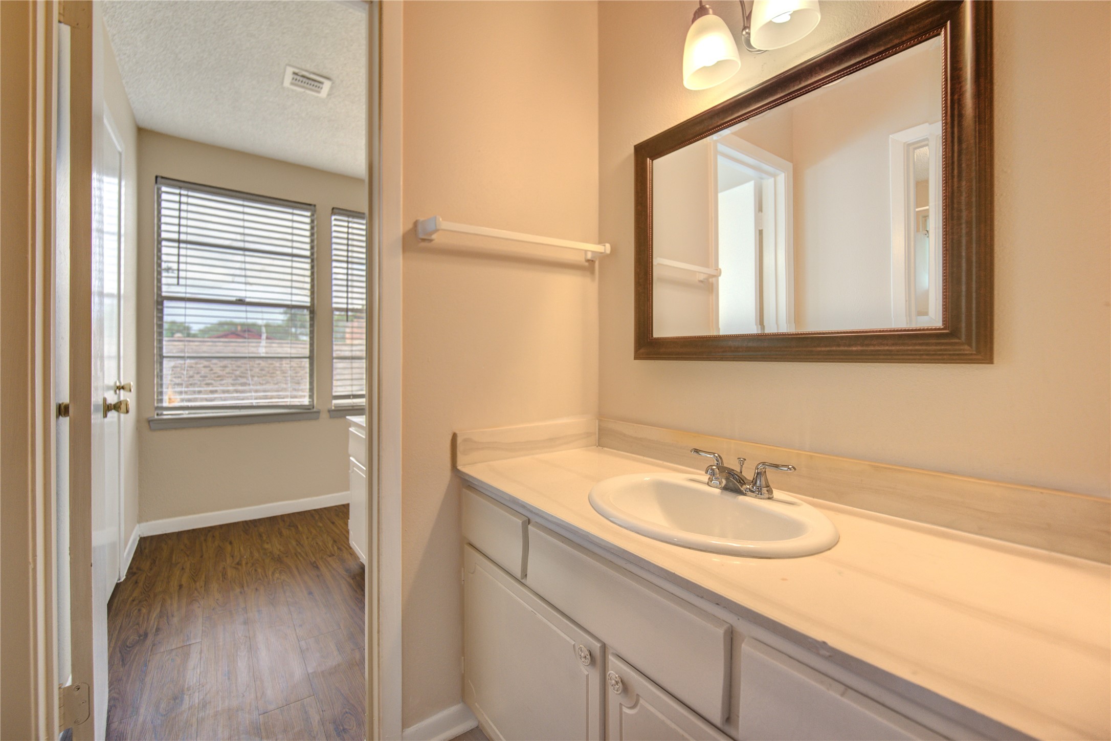 12103 Alston Drive Property Photo 30