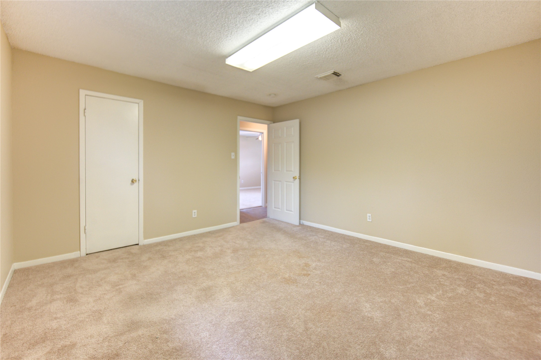 12103 Alston Drive Property Photo 34