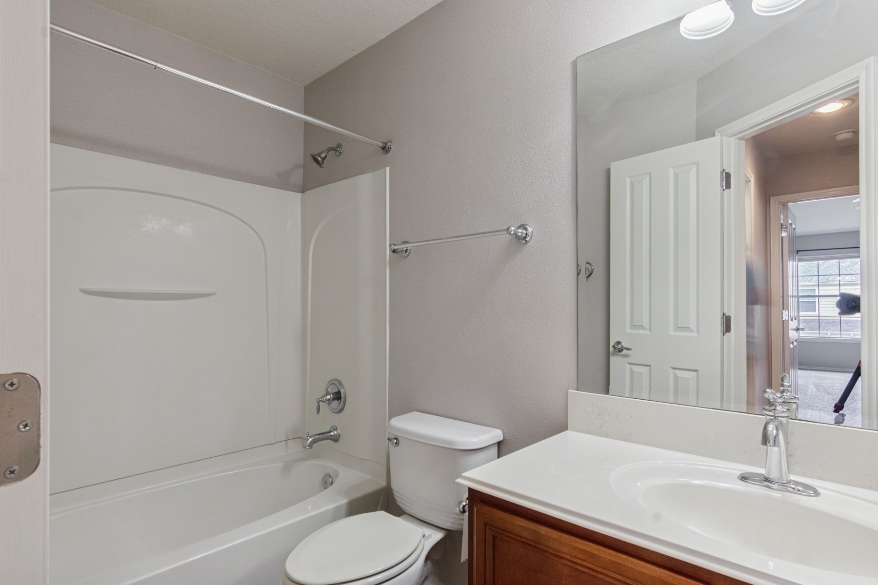 13600 Breton Ridge Street 30c Property Photo 18