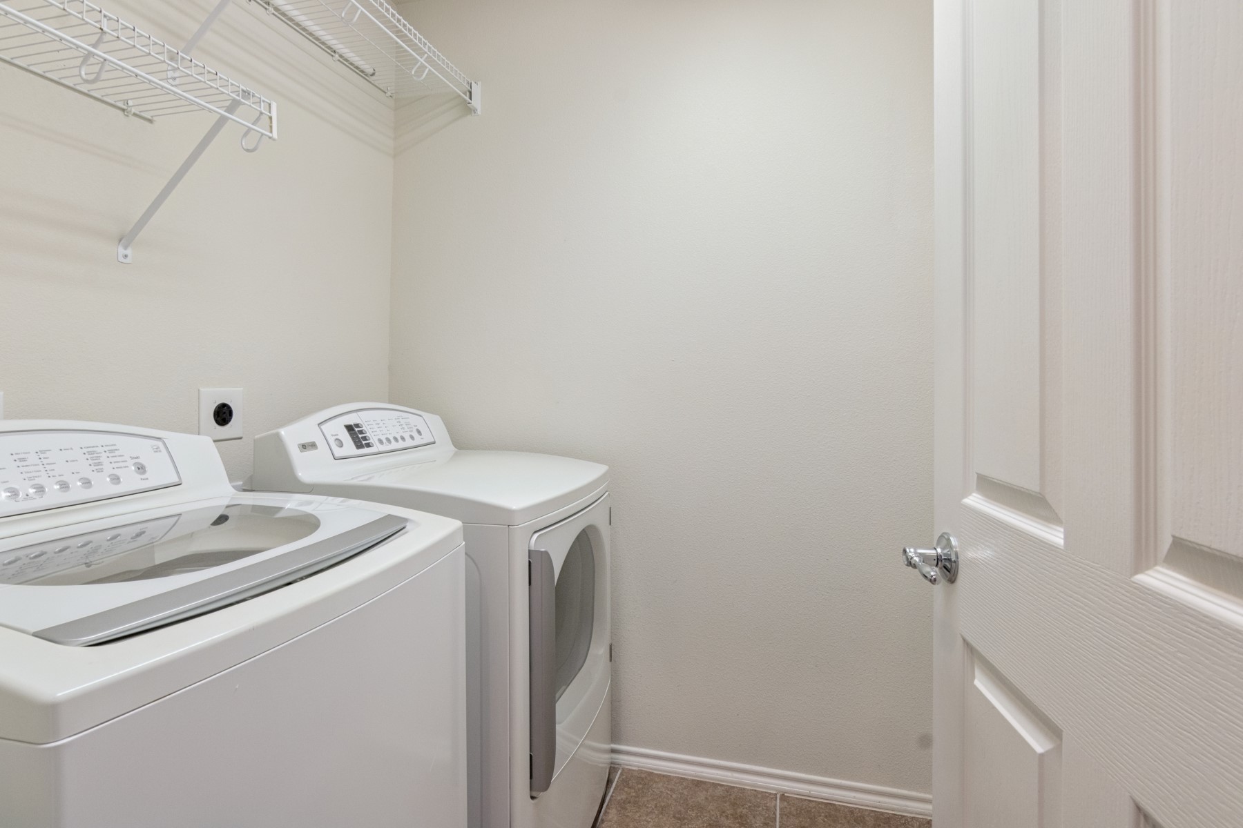 13600 Breton Ridge Street 30c Property Photo 23