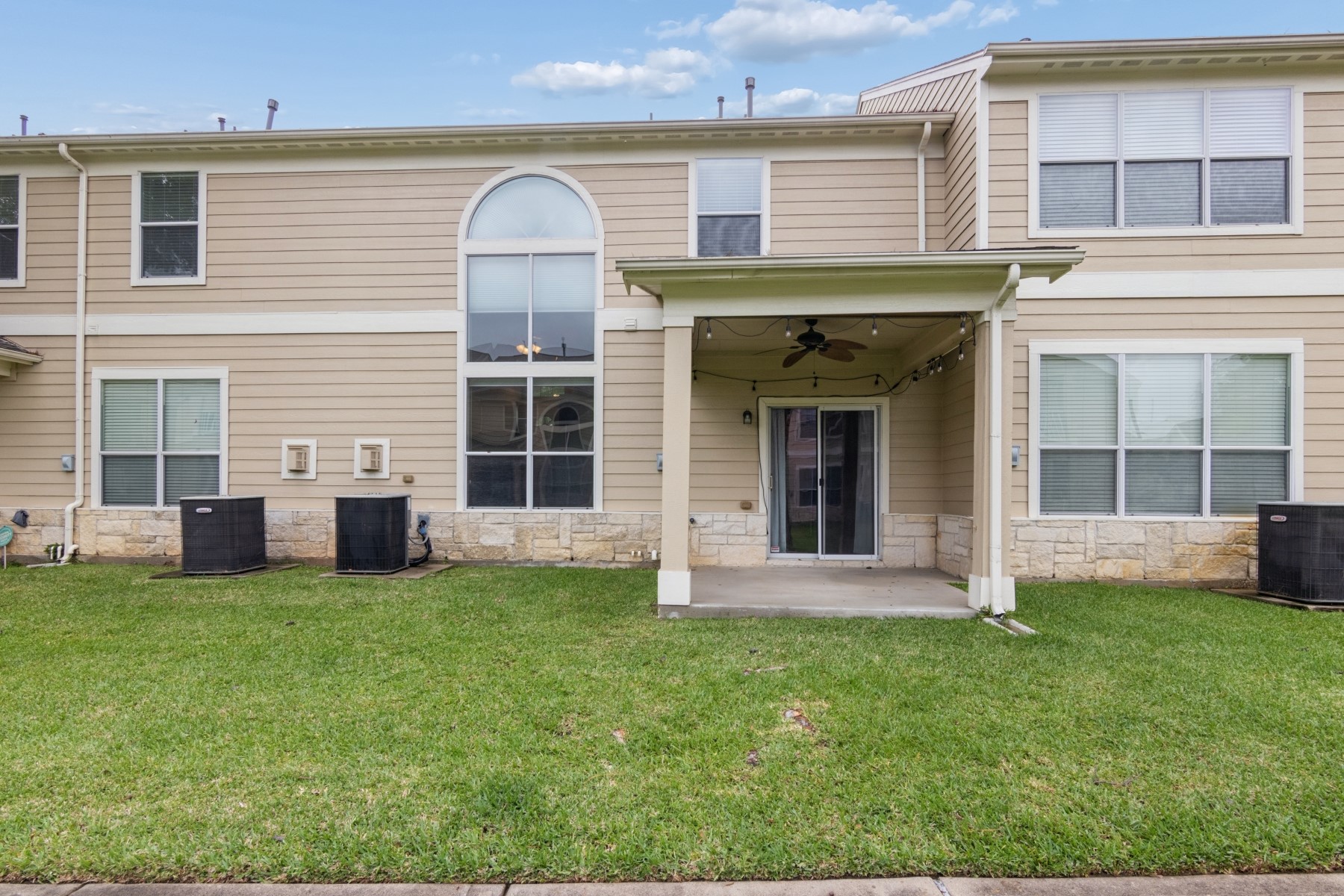 13600 Breton Ridge Street 30c Property Photo 24