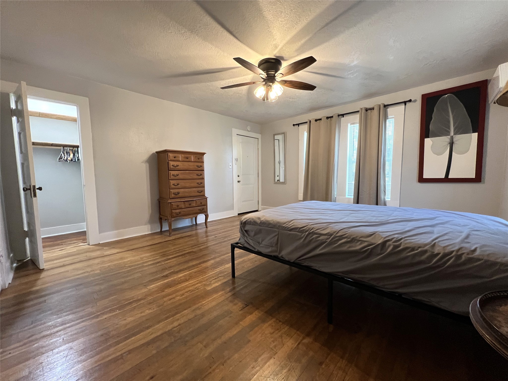 617 12th Street 3 Property Photo 5