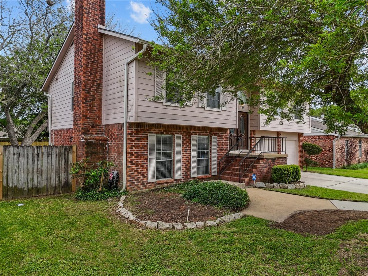 430 W Redway Lane W Property Photo 2