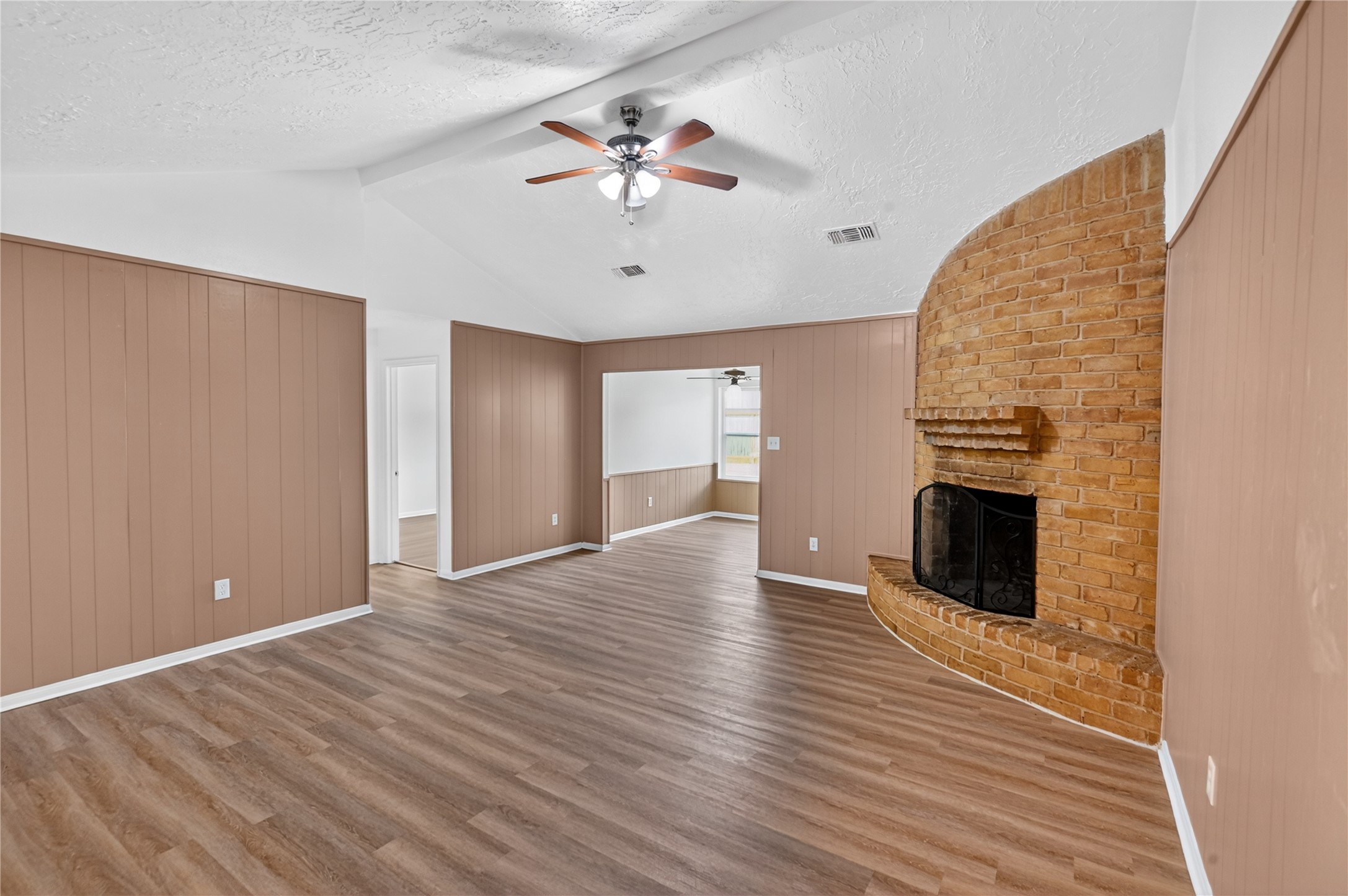 12614 Hunting Brook Drive Property Photo 8