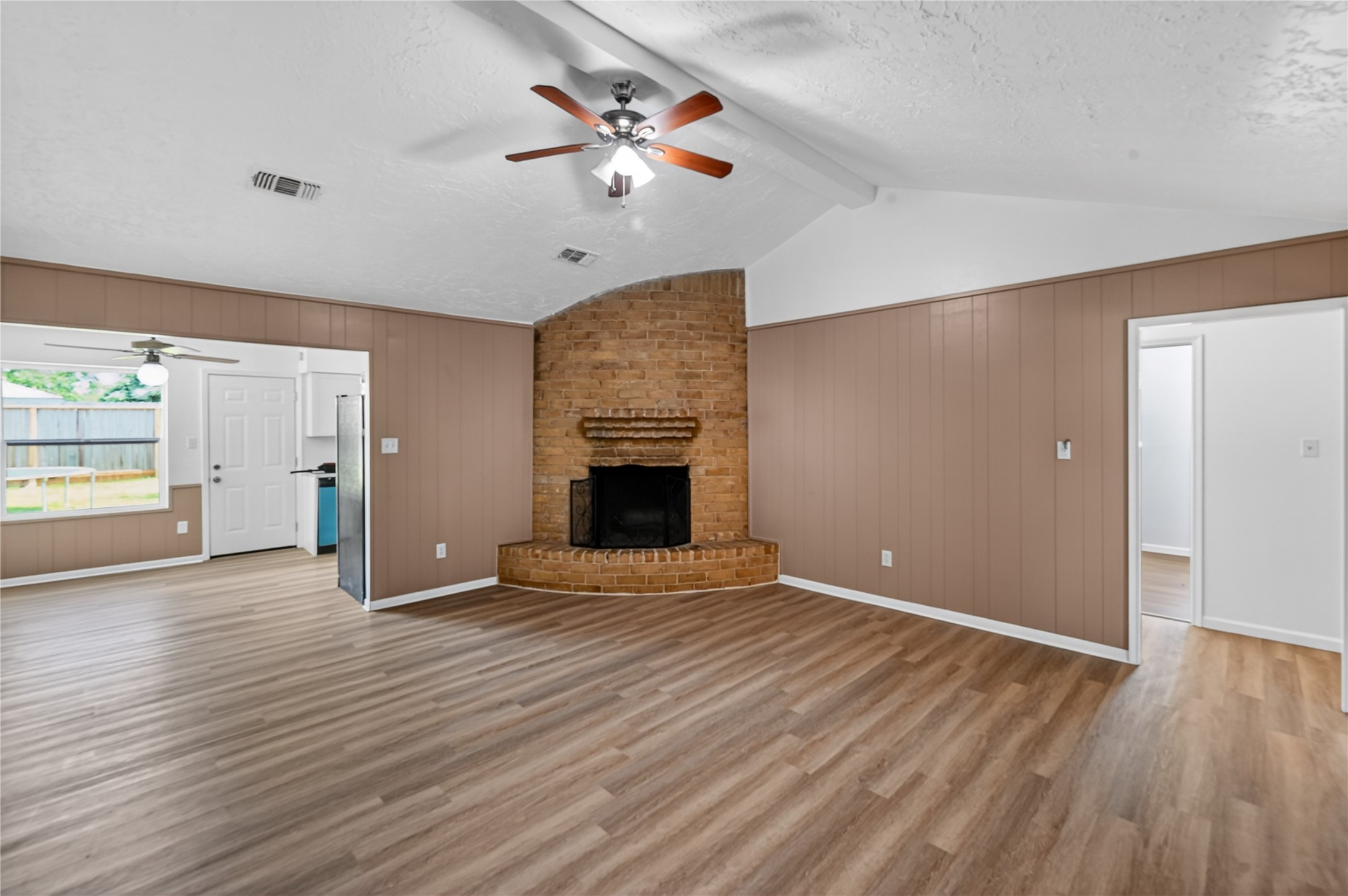 12614 Hunting Brook Drive Property Photo 9