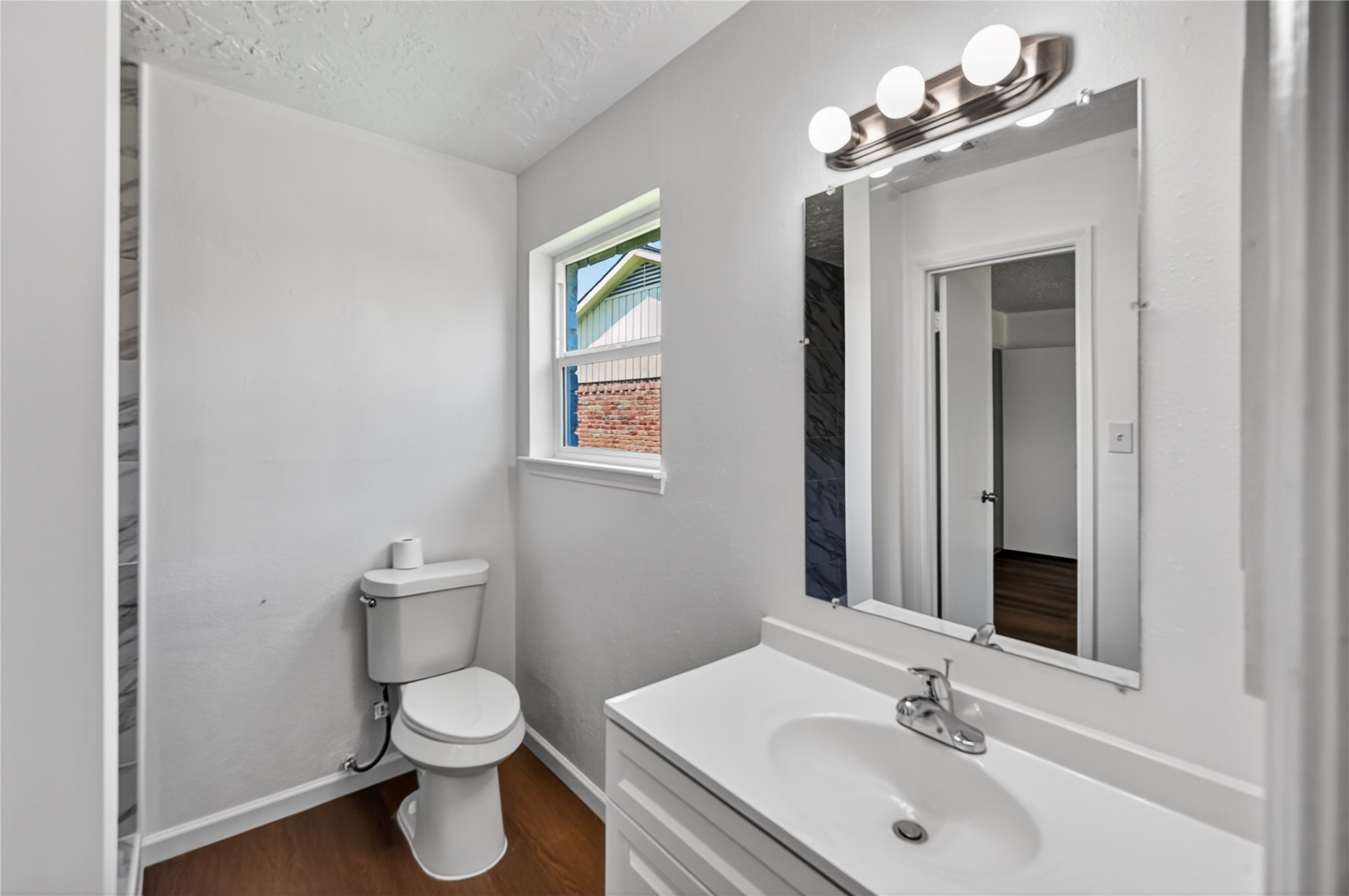 12614 Hunting Brook Drive Property Photo 14