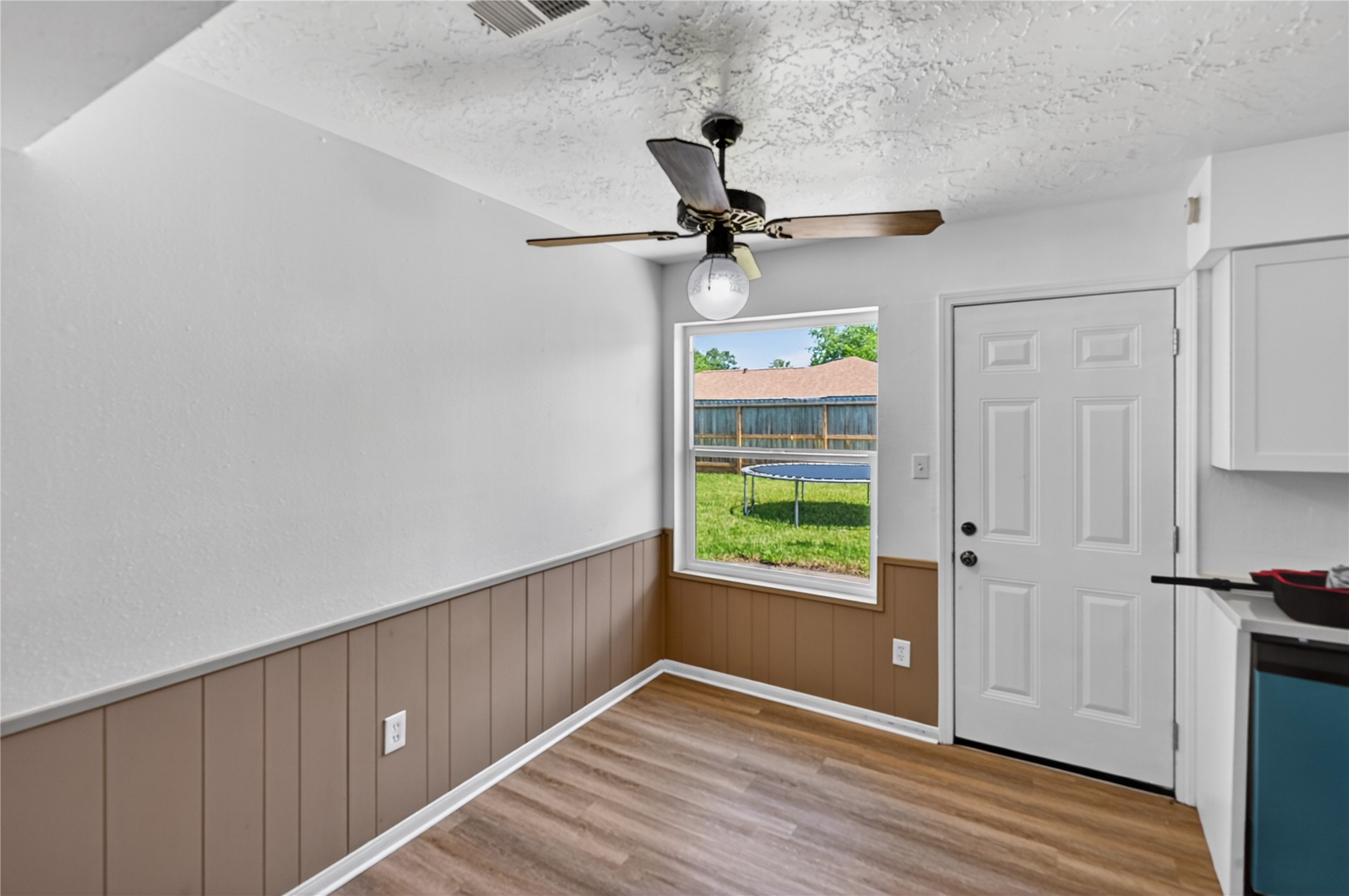 12614 Hunting Brook Drive Property Photo 16