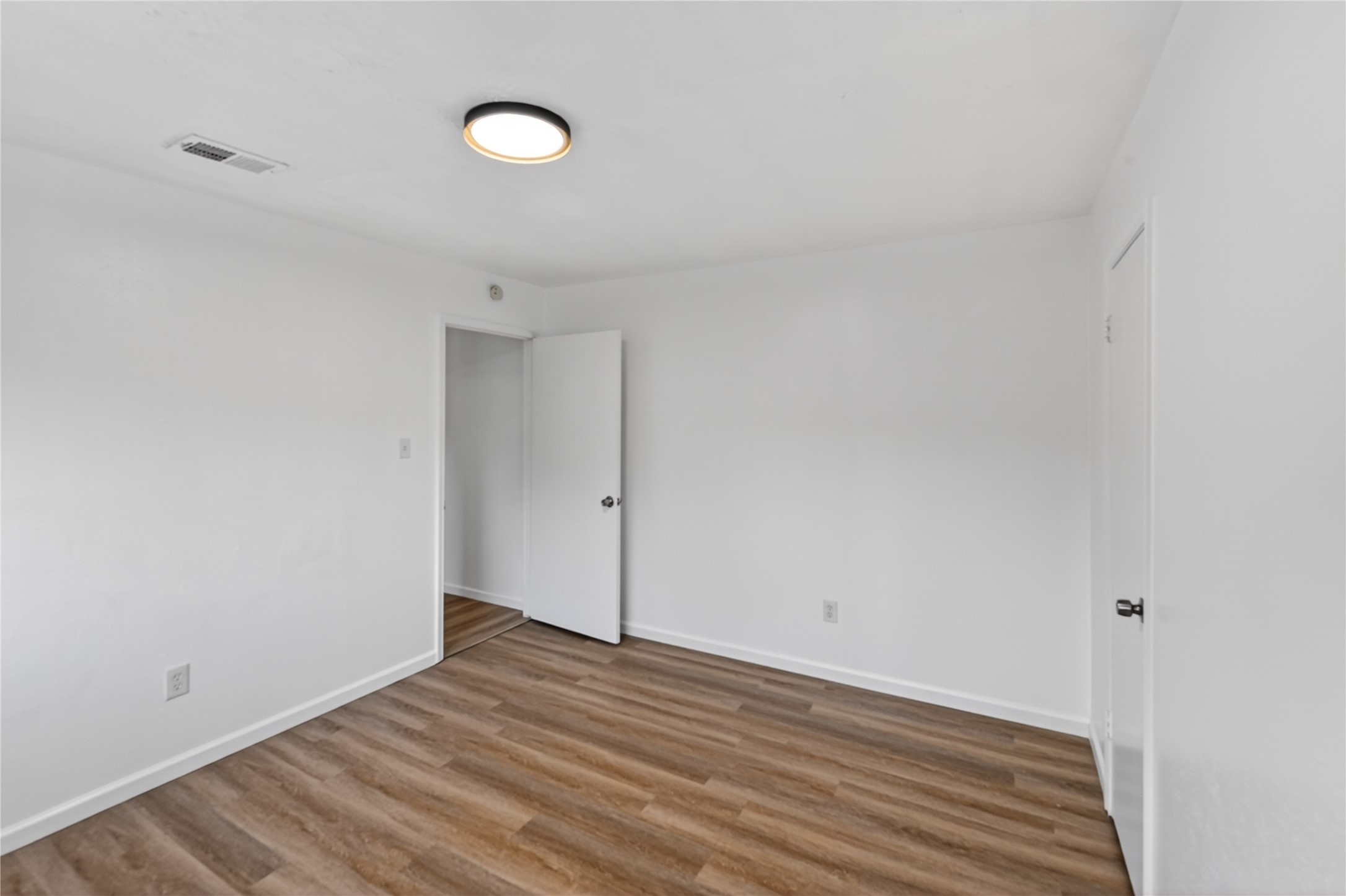 12614 Hunting Brook Drive Property Photo 28