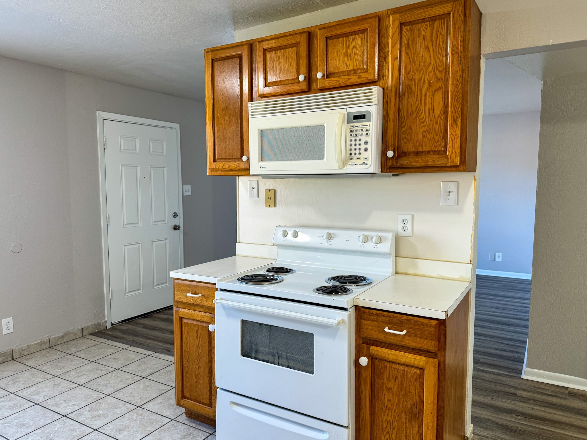 2102 5th Avenue N 7 Property Photo 6