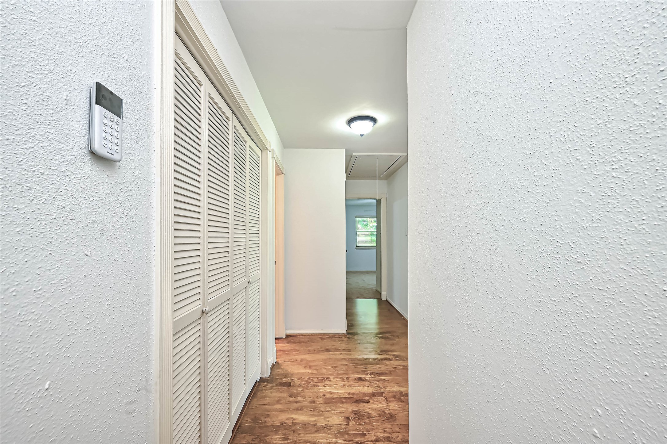 2922 Lakefield Way Property Photo 20
