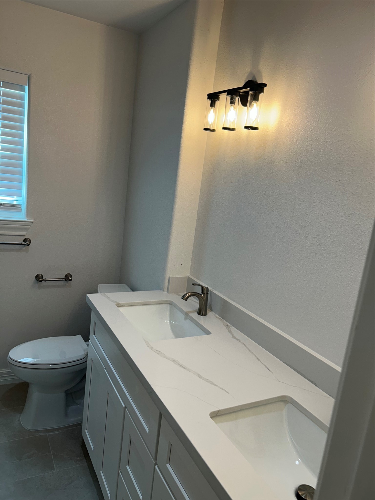 14207 Greenway Drive Property Photo 10