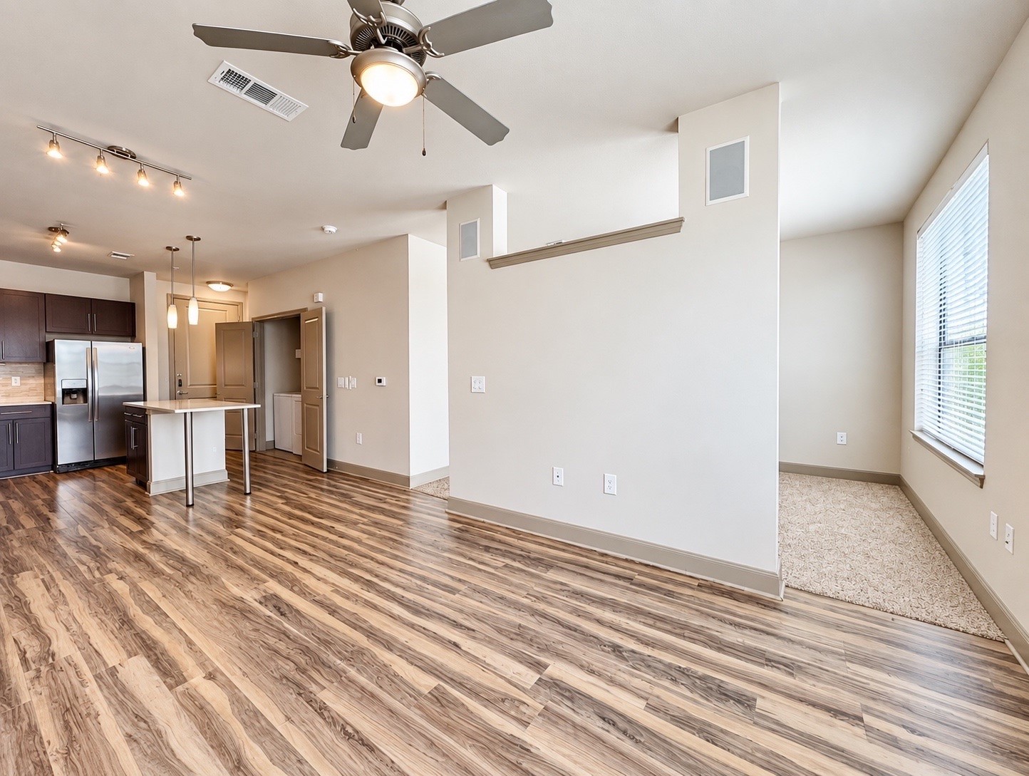 10402 Town And Country Way 720 Property Photo 1