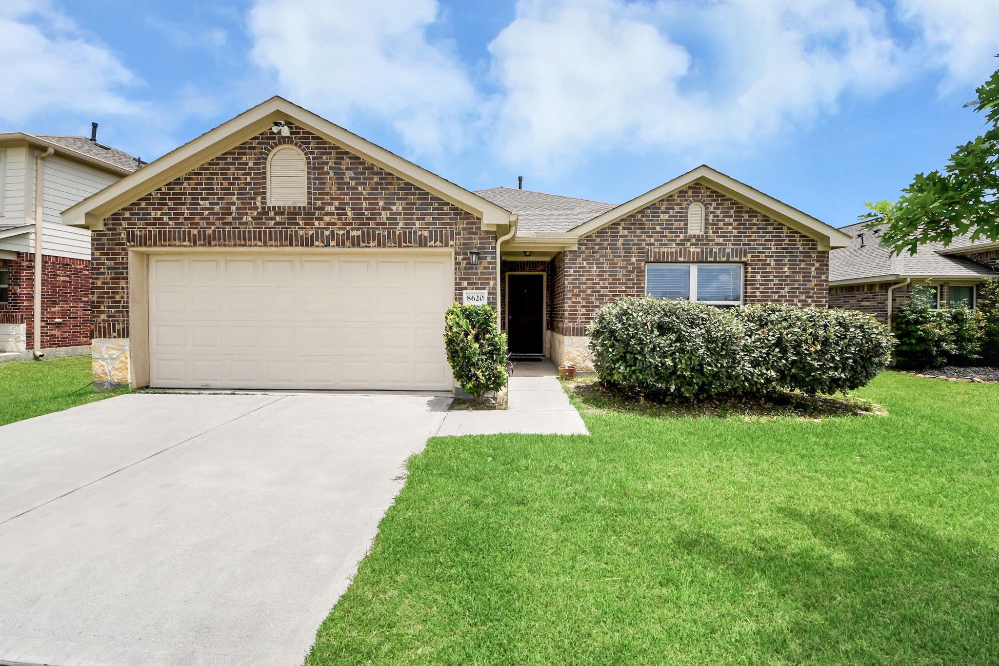 8620 Havana Drive Property Photo 1