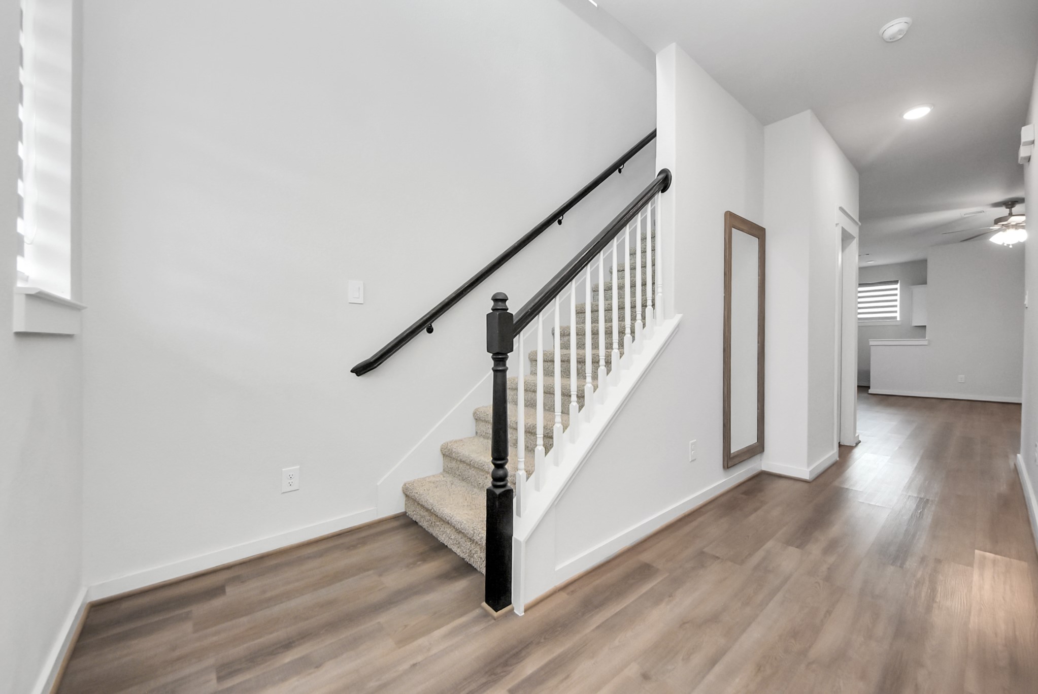 21223 Shore Bluff Drive Property Photo 10
